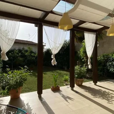 Giardino Apartment